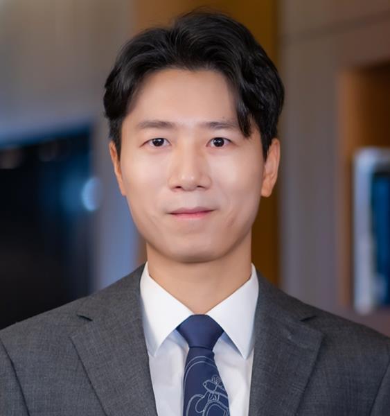 Lei Zhang
